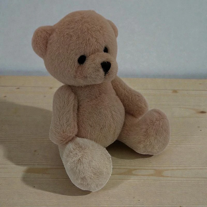 Plyšový medvedík svetlohnedý – klasický dizajn, výška 18 cm