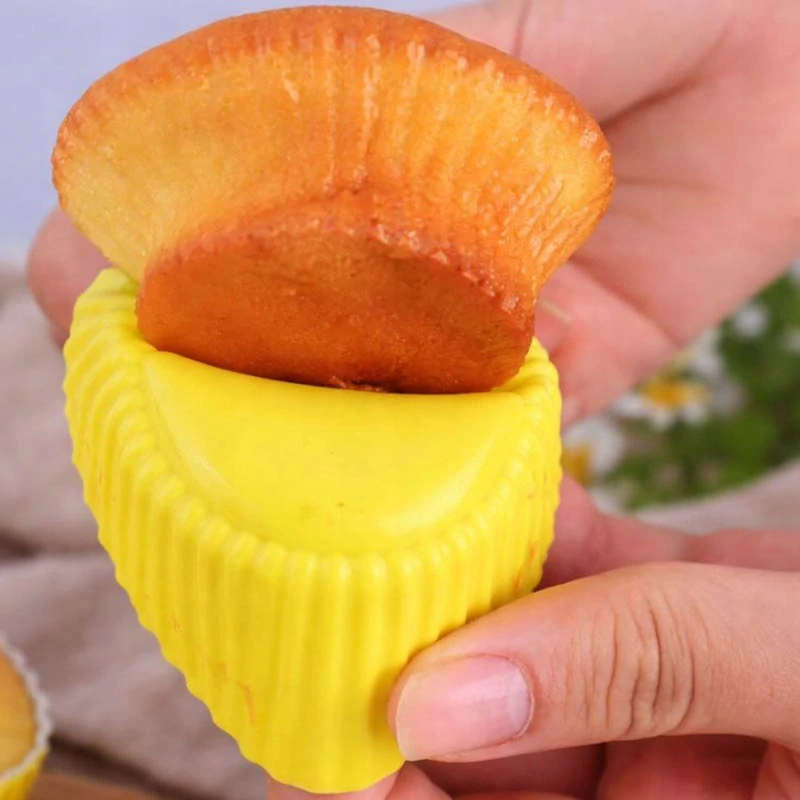 Silikónové formičky na muffiny a koláčiky – sada 12 ks