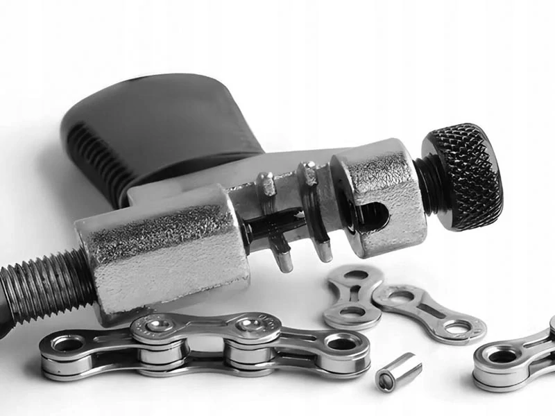 Kľúč na rozpojenie a spojenie reťaze bicykla