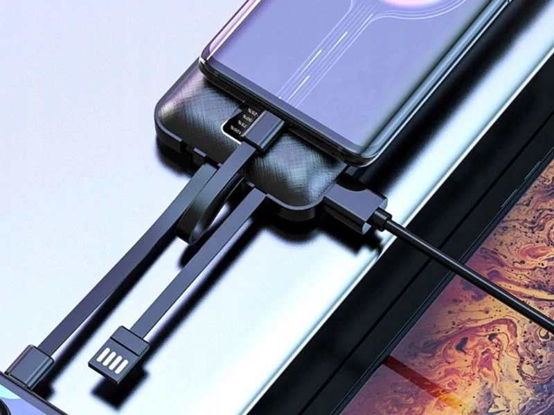 Powerbanka 10000 mAh s integrovanými káblami čierna