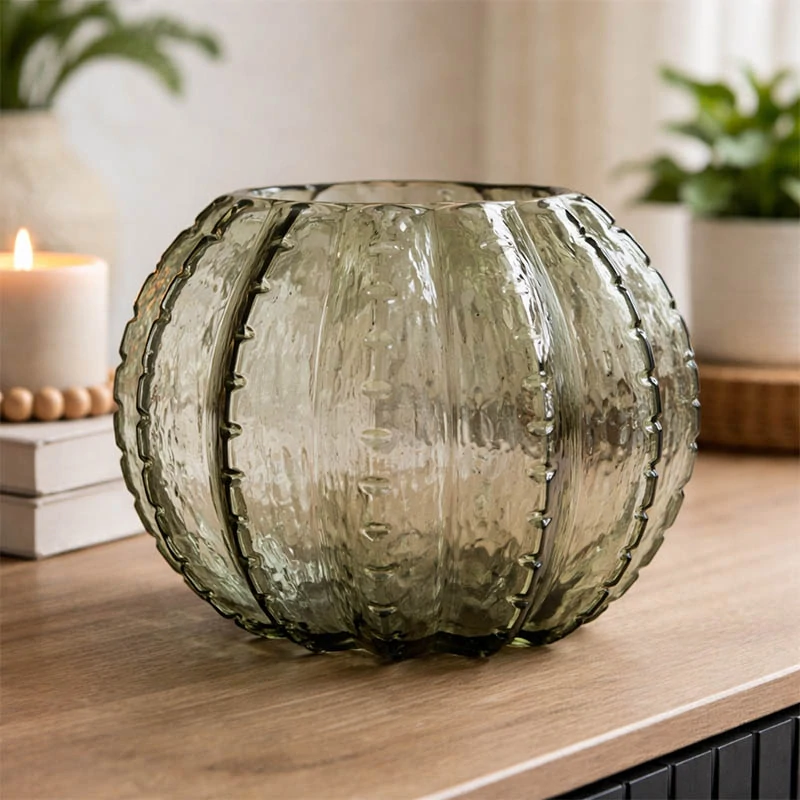 Sklenená dekoratívna dóza 15 cm