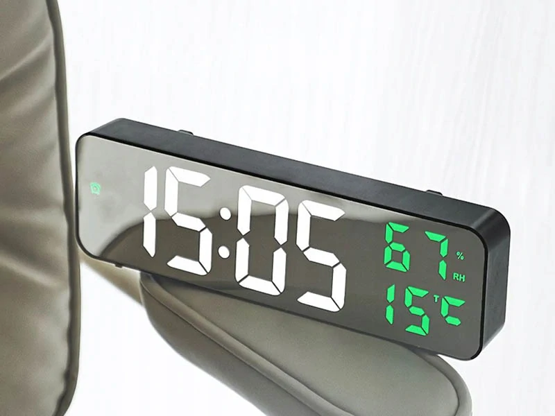 LED digitálny budík s teplomerom, vlhkomerom a zrkadlom