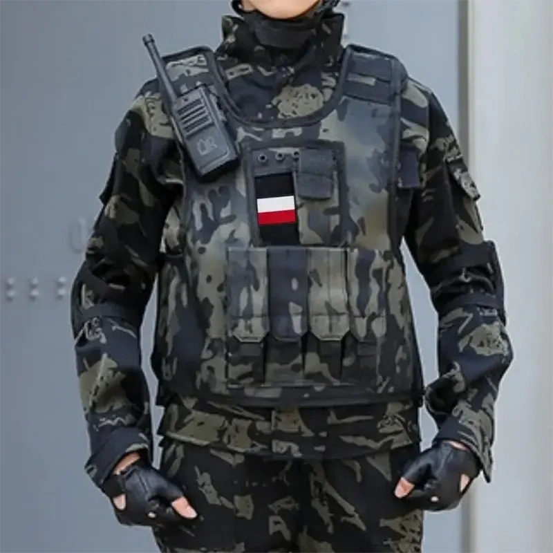Outdoorová vesta FOXTER® MOLLE maskáčová