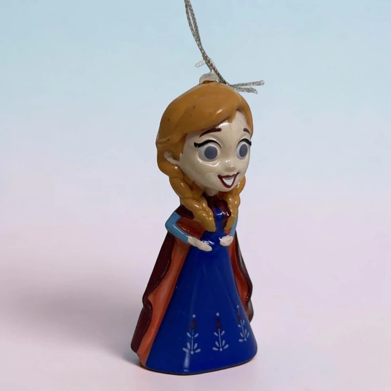 Závesná ozdoba na stromček 3D Disney Ľadové kráľovstvo – figúrka Anna 9 cm