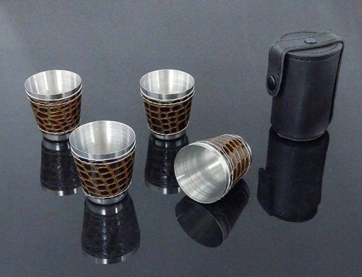 Turistické poháriky 30 ml v puzdre – sada 4 ks, hnedé