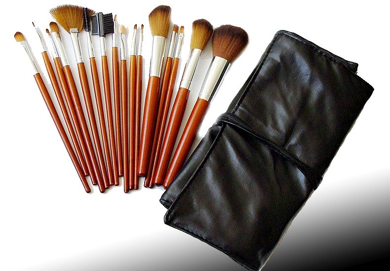 Kozmetické štetce PROFI na make up 24ks