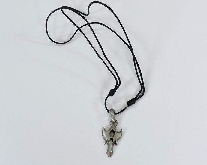 Prívesok na koženej šnúrke Symbol VII.