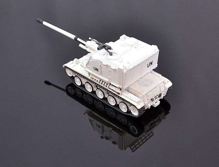 Model samohybnej húfnice AMX AUF-1 1:74