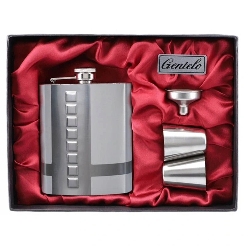 Ploskačka Cross 210ml s lievikom a pohárikmi