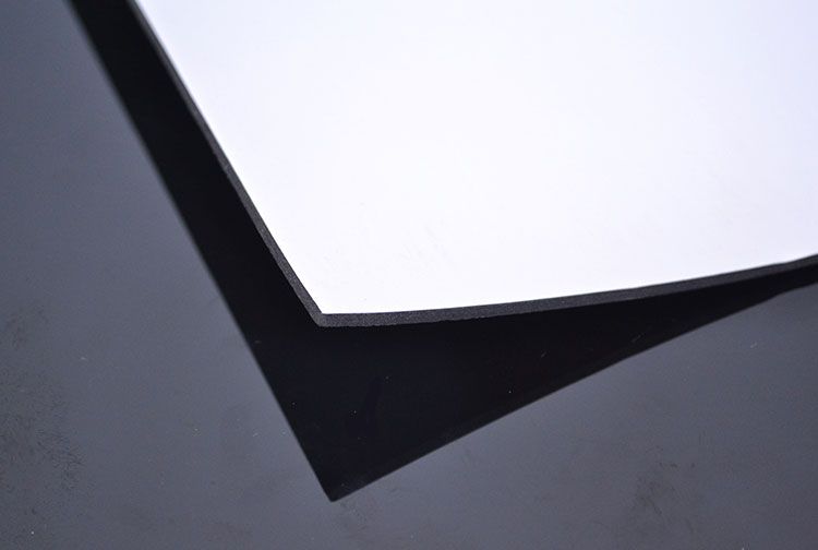 Podložka na stôl 26x42cm