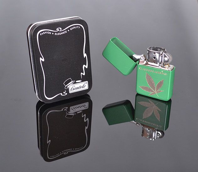 Zapaľovač benzínový Gentelo Cannabis