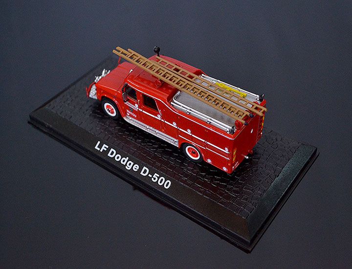 DeAgostini Model veterán LF Dodge D-500 1:72
