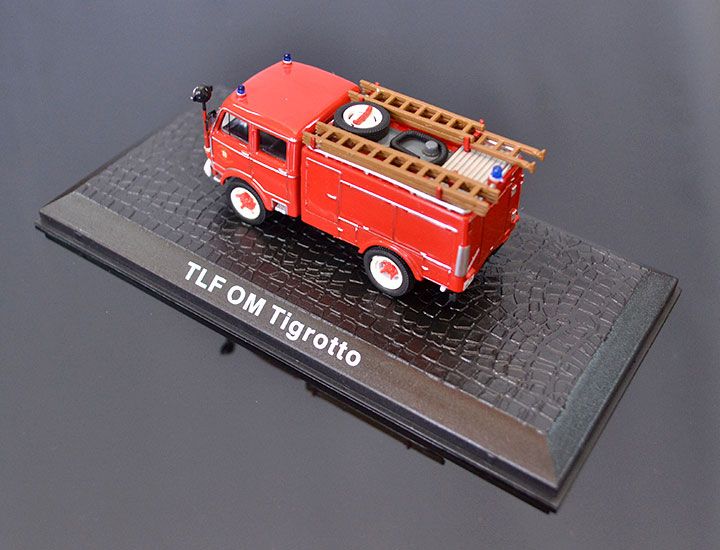 DeAgostini Model veterán TLF OM Tigrotto 1:72