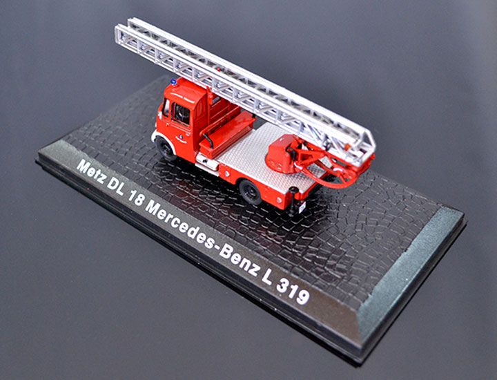 DeAgostini Model veterán Mercedes Benz L-319 1:72