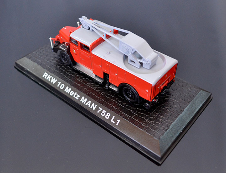 DeAgostini Model veterán RKW 10 Metz MAN 758-L1 1:72