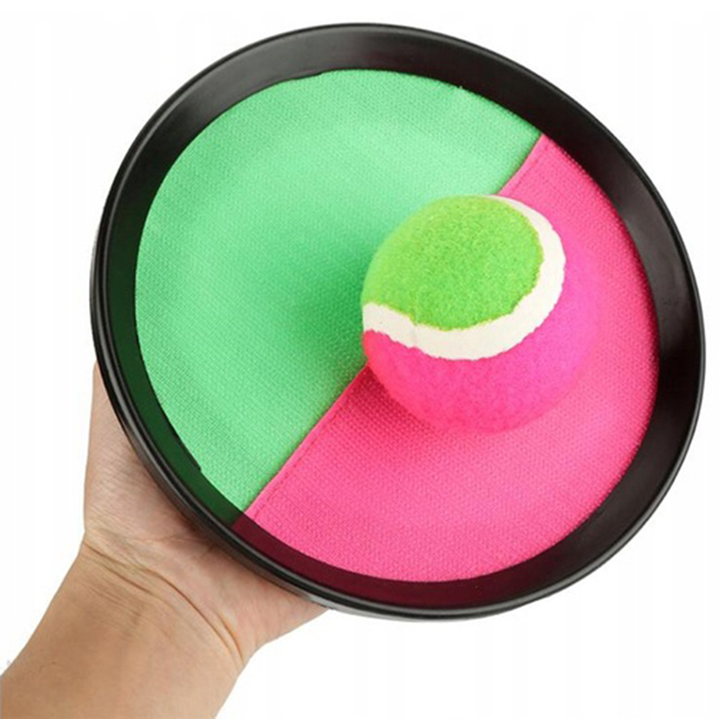 Dva terče s loptičkou na suchý zips