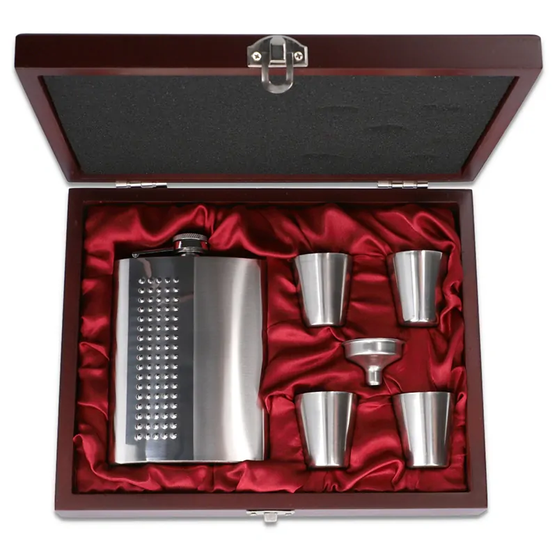 Darčeková sada Ploskačka v drevenej kazete 