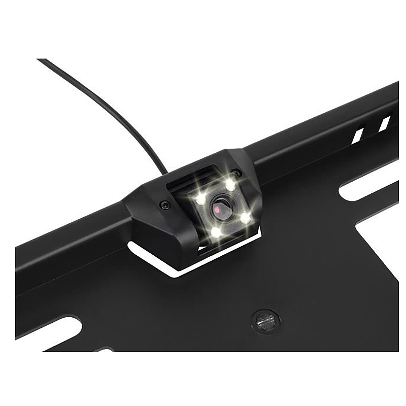 Cúvacia kamera v držiaku značky na auto