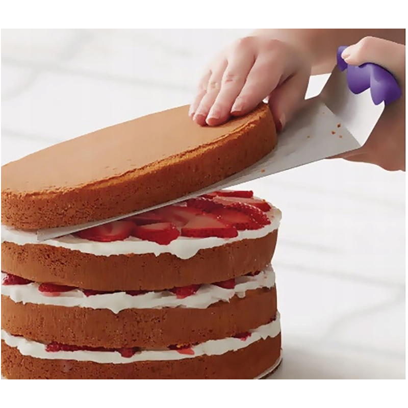 Nerezová stierka na tortu a koláče