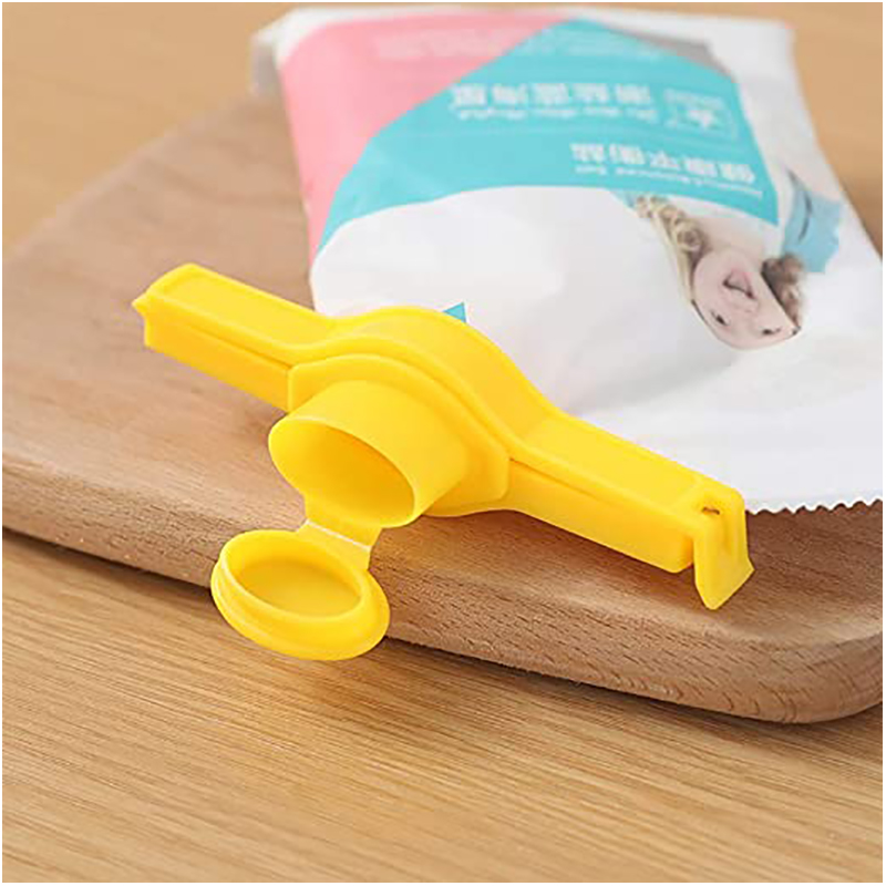 Klip na nalievanie tekutín z vreciek žltý