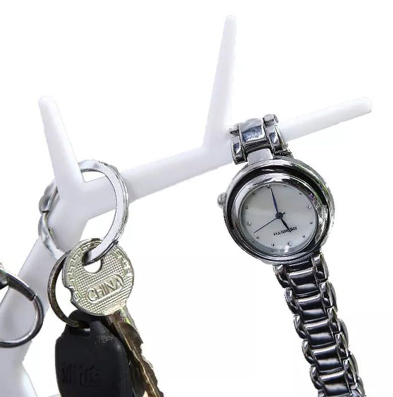 Stojan na bižutériu Jeleň biely