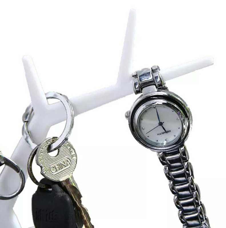 Stojan na bižutériu sivý