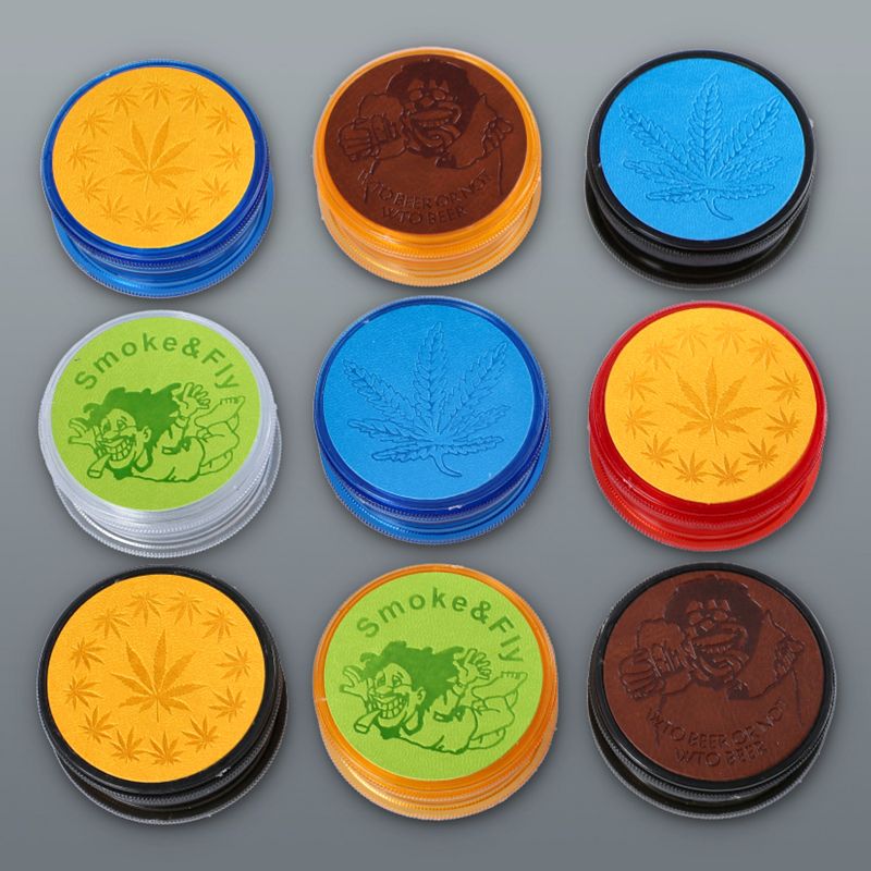 Mlynček na bylinky plastový 6cm