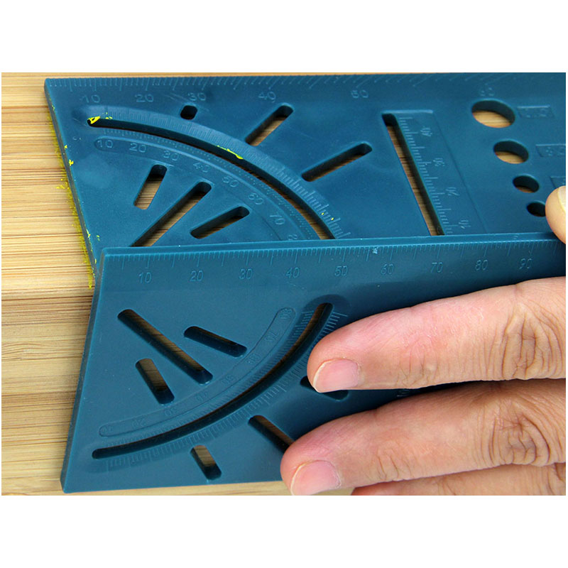 Stolársky uholník rohový japonský