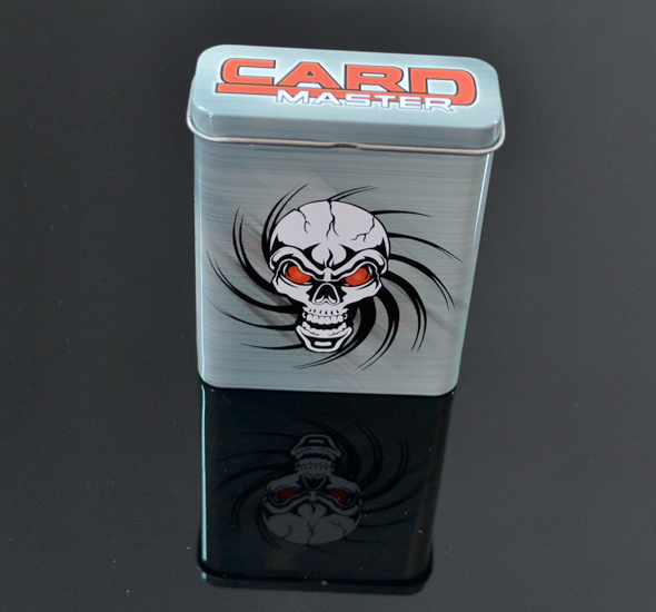 Plechová krabička na zberateľské kartičky a karty Card Master