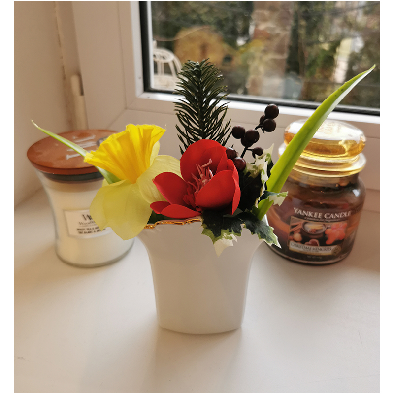 Reutter Porzelan - Porcelánová váza so zlatým zdobením 12 cm