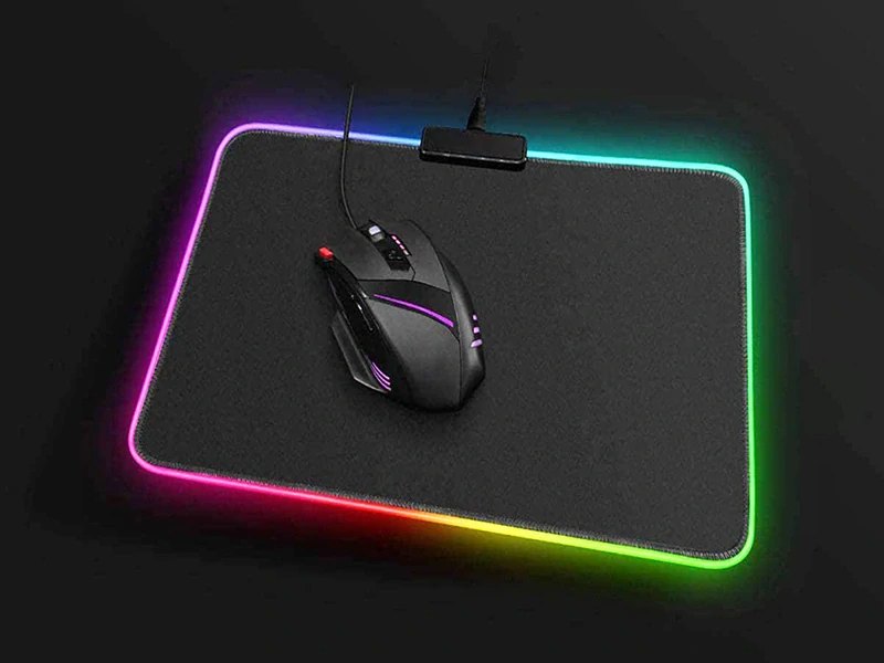 Hráčska podložka pod myš LED RGB 35x25cm
