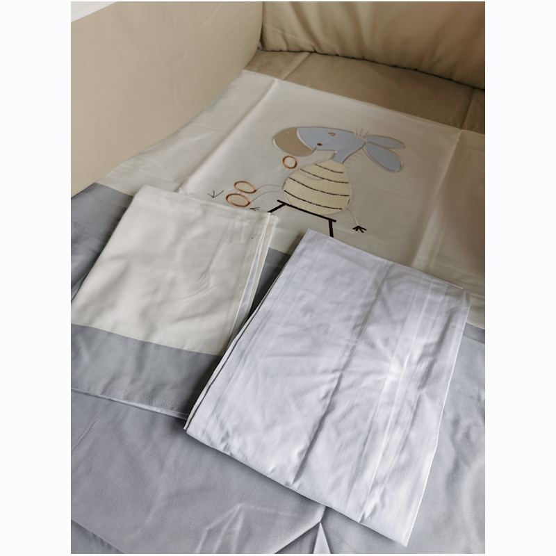 Feretti -  4-dielna súprava do detskej postieľky Beige Donkey