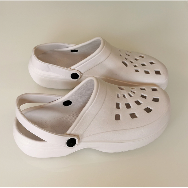 Kroksy pre dospelých biele 