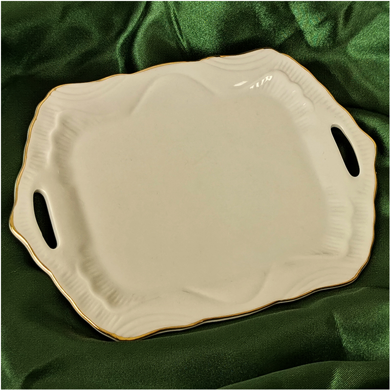 Reutter Porzelan - Podnos porcelánový so zlatým lemovaním 15,5x11,5cm