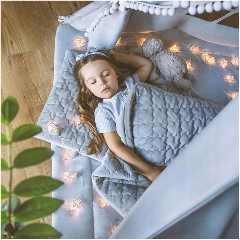 Lulando - Detská prikrývka s vankúšom sivá