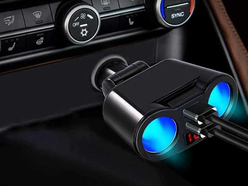 Rozdeľovač autozásuvky 12V 2xUSB s voltmetrom
