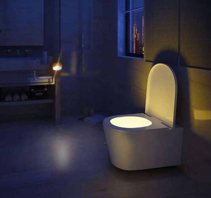 Nočná lampa LED s detektorom pohybu