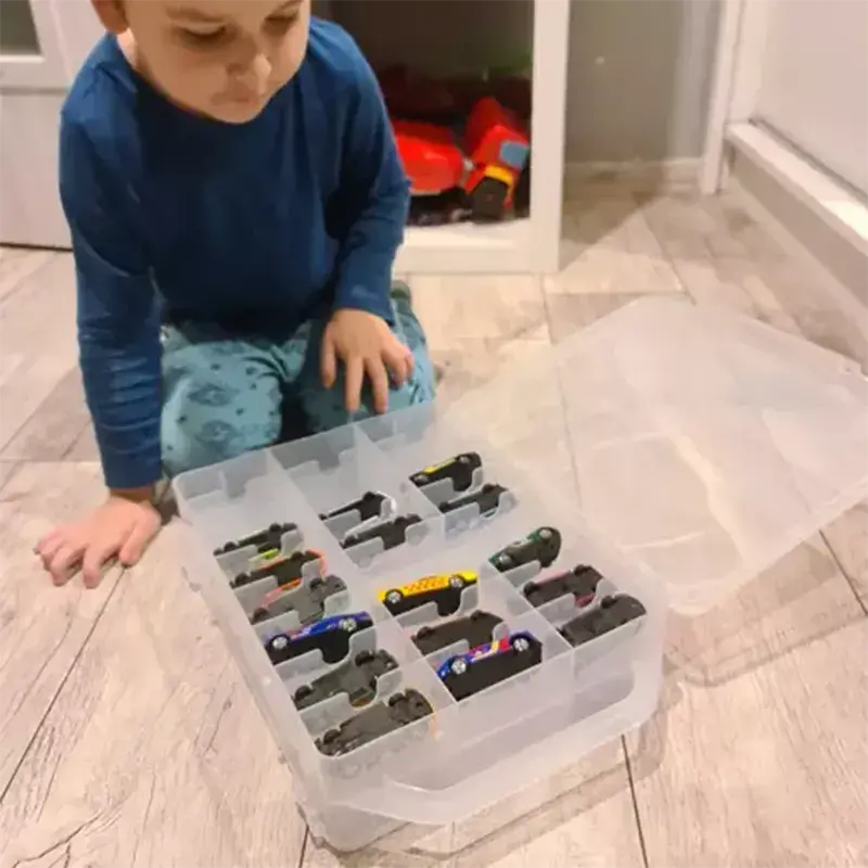 Kufrík na 46ks autíčok a modelov