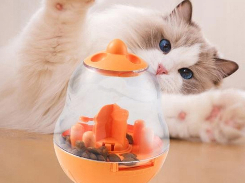 Interaktívna hračka pre psa - Dávkovač pamlskov