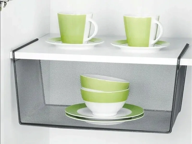 Závesný kovový organizér pod skrinku 28 x 25 x 10cm čierny