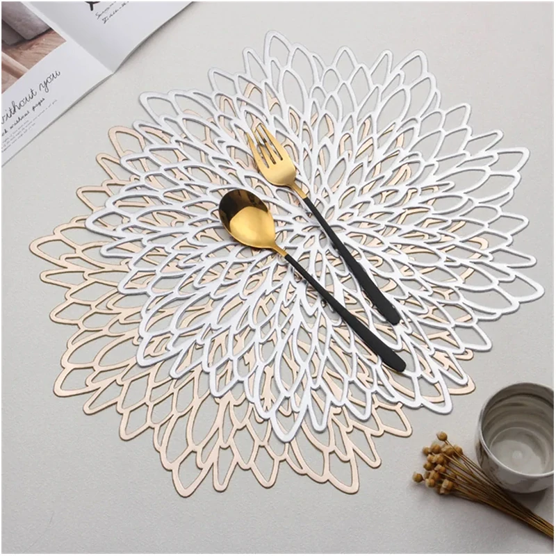 LUX - Prestieranie na stôl béžové 38 cm