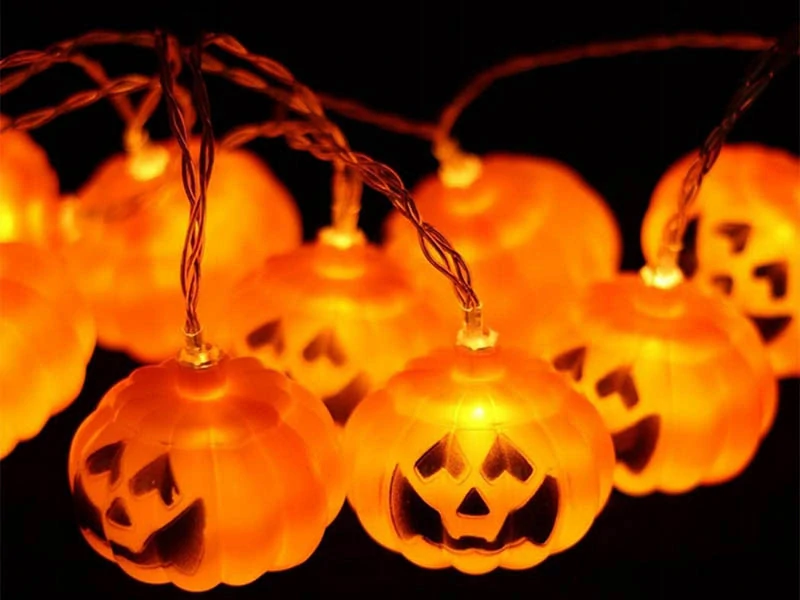 Halloweenska LED girlanda Tekvice 2m
