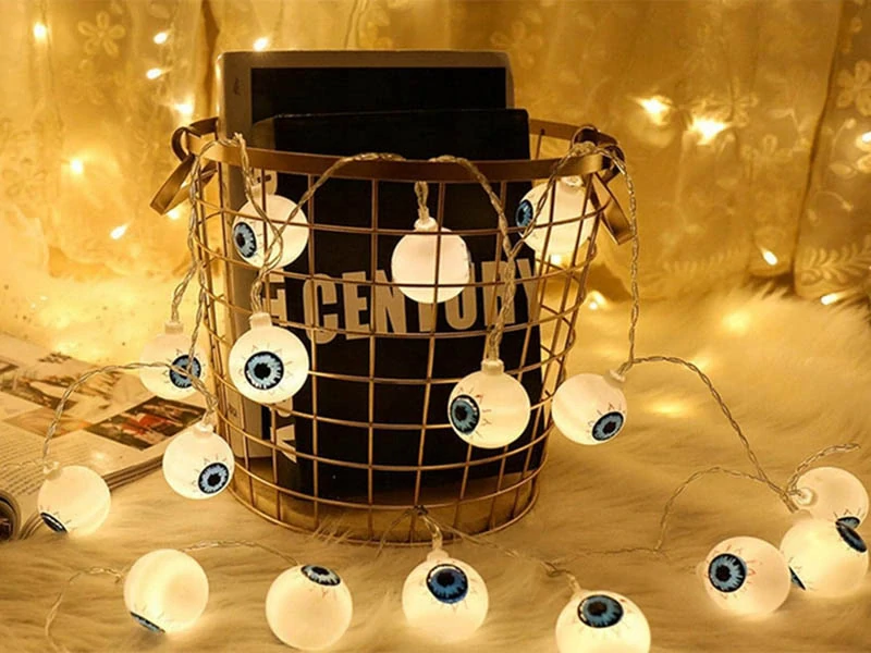 Halloweenska LED girlanda Oči 2m
