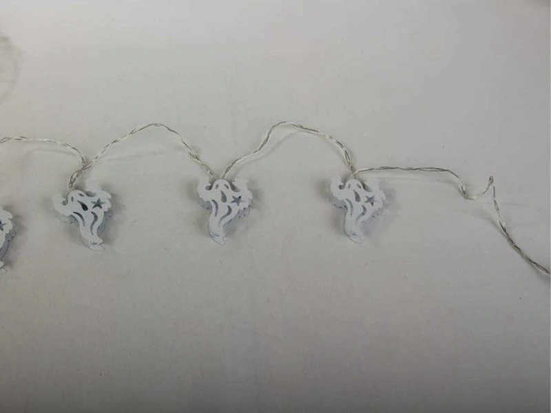 Halloweenska LED girlanda Duchovia 2m