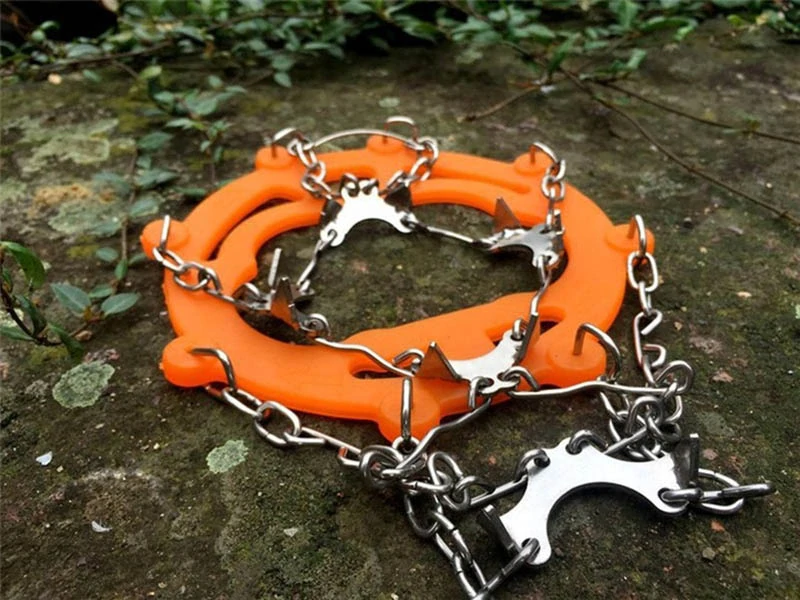 Protišmykové návleky na topánky s kovovými hrotmi 36-45 oranžové