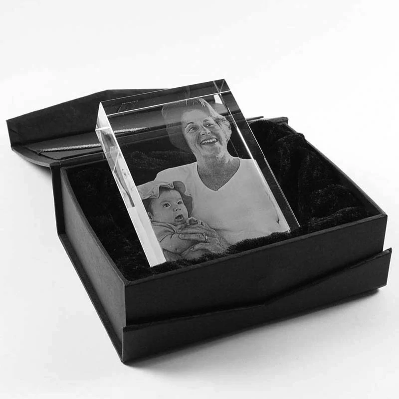 Sklenená kryštálová plaketa s gravírovaním vlastnej fotografie 6x8cm