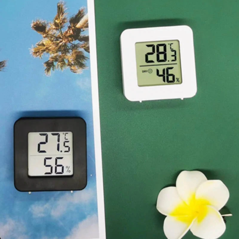 Meteorologická stanica s teplomerom a vlhkomerom čierna