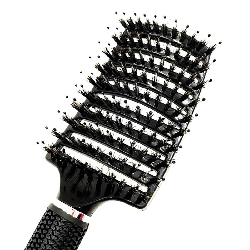 Profilovaná kefa na vlasy