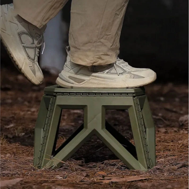 Skladacia turistická stolička