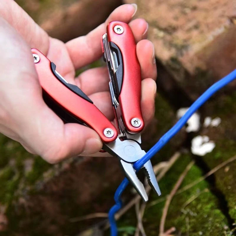 Multifunkčný nástroj 9v1